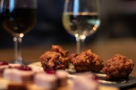 Quebec's cuisine presents the characteristics of a rich national cuisine with many regional specialties. Small Group Quebec City Food Walking Tour 2021