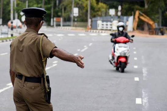 ලබන මාසයේ   සිට සියලුම රථවාහන දඩ ගෙවීම් මාර්ගගතව පමණයි – GovPay හරහා නව පියවරක්!