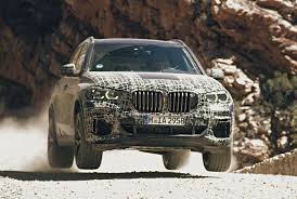 Vorläufige werte*) beeindruckt mit einer fülle an innovationen und bringt die für das sports activity. Bmw X5 G05 2018 Erlkonig Bilder Motoren Details