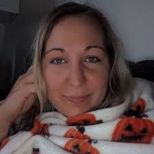 Tori Moran's Instagram, Twitter & Facebook