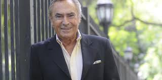 From wikimedia commons, the free media repository. Murio Juan Carlos Calabro