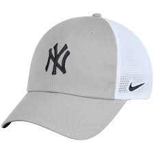 Men S Nike Gray White New York Yankees Heritage 86 Team Trucker Adjustable Hat Yankees Hat Hats For Men Best Caps