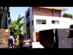 Neymar's house in barcelona neymar's home in barcelona neymar house in barcelona cool neymar jr lifestyle, net worth, salary,house,cars, awards, education, biography and family. La Casa De Neymar En Barcelona Neymar S House In Barcelona Youtube