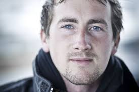 Devon pair break world record for rowing around Britain