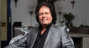 Zanger rené le blanc uit nijmegen. Rene Le Blanc Boeken Lyon Partners Management En Boekingen