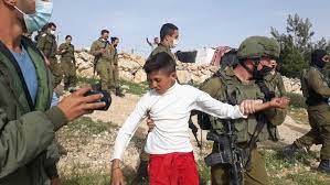 .tweets from palestine children (@_palestinekids_): Clip Of Israeli Troops Detaining Palestinian Kids Sparks Uproar Daily Sabah