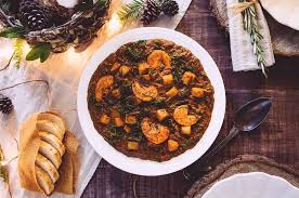 Ya Vienen Los Romeritos Conoce Todo De Este Delicioso Platillo Navideno Y Empieza A Preparar Las Tortitas De Camaron Cenas Cena Comida