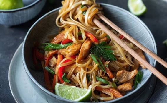 Wok к криветкой