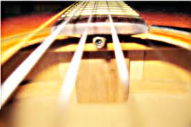Terlalu jauh dari senar akan menyebabkan gain berkurang. Jarak Senar Ke Fretboard Action Gitar Akustik Untuk Fingerstyle Belajar Gitar Akustik Untuk Pemula Chordsmain