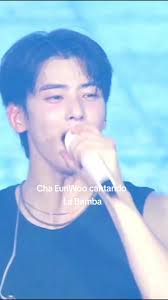 Cha Eun Woo Colocando A Língua Ep 9