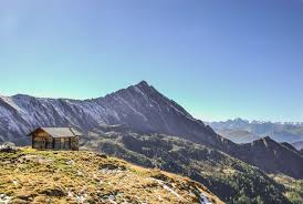 10 Platze In Tirol Die Ihr 2019 Unbedingt Besuchen Musst Blogtirol Urlaub In Tirol Wandern Tirol Tirol