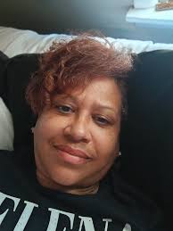 Hello, I'm Sandra and something to know about me is I'm a Christian.