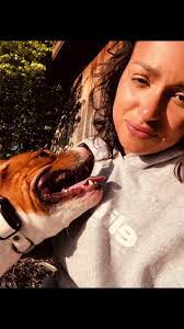 Kim Gillet's Instagram, Twitter & Facebook