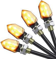 Le frecce possono avere un'aspettativa di vita corta in mezzo al duro traffico della città, specialmente quelle che sono integrate nel retrovisore, o quando soffri una leggera caduta. Indicatori 4pcs Frecce Moto Led Modalita Flash Ambra Mini Frecce Led Moto Nuove Indicatori Per Moto Di Fascia Alta Sono Molto Popolari Universale Per Moto Scooter Quad Cruiser Off Road Auto E Moto Training C Co Jp