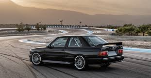 The e30 harked back to the 1960s and before, to the days of alfa giulias, triumph vitesses and bmw resisted any temptation to change a winning formula; Inspired By Its Touring Car Heritage This Bmw E30 M3 Is The Ultimate Restomod Machine Artikel Ausgewahlt Von Artebellum