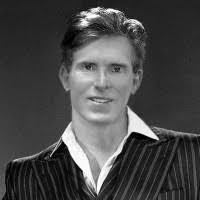 Stephen Wille's Instagram, Twitter & Facebook