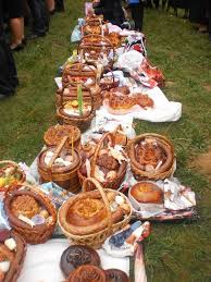 Easter Baskets In Kosmach W Ukraine From Iryna With Love Ukrainian Easter Eggs Pascha Basket Ukrainian Recipes