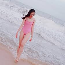 Khi trung vệ quế ngọc hải chuẩn bị đá phạt đền cho việt nam, ở loạt trận áp chót vòng loại world cup 2022 tối 11/6, cầu thủ của malaysia đã áp sát và thật khó để diễn tả cảm giác hạnh phúc của tôi lúc này, ngọc hải chia sẻ. Vá»£ Quáº¿ Ngá»c Háº£i Báº¡n Gai Duy Máº¡nh Nong Bá»ng Láº¥n At Dan Wags Malaysia