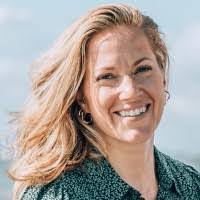 Abby Fink's Instagram, Twitter & Facebook