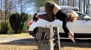 On thursday, kirstine posted a black square on instagram with a caption suggesting she'd received some unkind comments. Norwegian Woman Moves And Jumps Around Like A Horse On All Fours Freak Lore
