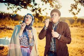 By the way, the popular opinion about dating a muslim that a bride must necessarily be a virgin is not entirely true. Halal Dating Before Marriage Muslimahs Share Experiences About Islam