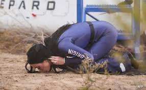 Katy Perry Kisses Ground After Returning To Earth From Space Journey On  Jeff Bezos Blue Origin Rocket, Reviews It 1010