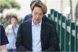Mit exklusiven fotos, videos und ᐅ deals im curved shop Park Yoochun Receives Sentence