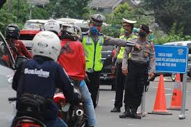 Kumpulan mewarnai gambar polisi untuk anak sd. Kisah Pak Polisi Di Pinggir Jalan Halaman All Kompasiana Com