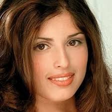 Kerry Marie's Instagram, Twitter & Facebook