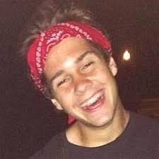 Born on 23rd july, 1996 in kosice, slovakia, he. Who Is David Dobrik Dating Now Girlfriends Biography 2021