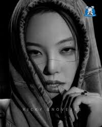 PARENTING TURNED INTO PAGES 🎨📜 WATCH: A fine arts graduate from Lipa  City, Batangas, created a children's book for his thesis, inspired by his  mother's unique parenting style. Uploader John Jerry Roxas