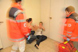 Partydrogen Symptome Erkennen Richtig Behandeln Rettungsdienst De