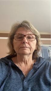 Looking for suggestions for my hair that is low maintenance! Thanks