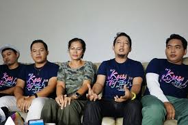 Kumpulan full album mp3 lagu wali band terbaru paling enak di dengar gratis | pada kesempatan ini soramusik akan membagikan lagu terbaik dari grup band ternama indonesia yaitu wali band. Beri Sentuhan Baru Band Wali Jamin Tak Akan Kehilangan Ciri Khas