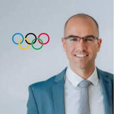 Víctor Vicente (@VictorVicente__)