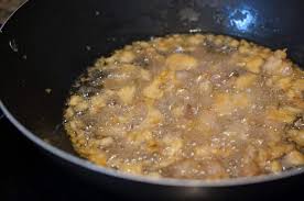 Plus add 1 tbsp more soya sauce, 2 tbsps more chilli sauce and 2 tbsps more tomato ketchup. Indo Chinese Style Chilli Chicken Gravy Recipe A Little Bit Of Spice
