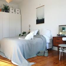 Außerdem ist der stauraum im badezimmer oft sehr begrenzt. Stauraum Ideen Tricks Fur Mehr Ordnung Bei Couch