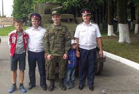 (военнослужащие кантемировской дивизии возле памятника. Orlovskie Voennosluzhashie Prinyali Uchastie V Prazdnovanii 75 Letiya So Dnya Obrazovaniya Kantemirovskoj Divizii