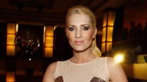 Was born on may 11, 1939 in mexico city, distrito federal, mexico. Sarah Kern Die Designerin Lasst Sich Zum Dritten Mal Scheiden Gala De