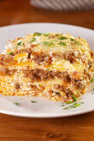 Serve with spinach and tomato. Best Beef Mince Recipes 34 Easy Mince Recipes