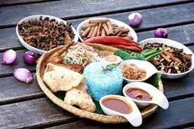 It is a meal of steamed rice which can be plain or mildly flavored, and served with a variety of curries and side dishes.the rice is accompanied by side dishes such as fried chicken, gizzards, curried mutton, cubed beef, fish roe, fried prawns or fried squid. Malaysia S Heritage Cuisine Has Potential To Draw Muslim Tourists Tourism Malaysia Corporate Site