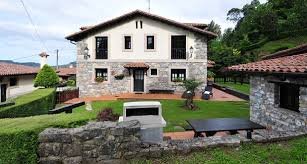 Www.casaruralenasturias.com es un buscador de alojamientos en asturias gratuito. Casa De Aldea Llugaron Villaviciosa Asturias Alojamiento En Apartamentos Rurales O Habitaciones De Turismo Rural