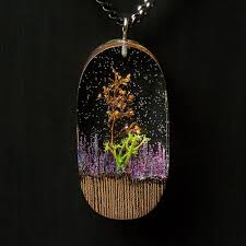 Iki Bahar Epoksi Kolye Recine Epoksi Kolye Sanat Kendinyap Ahsap Elisi Taki Resin Art Artjewelry Necklace Epoxy Epoxyre Taki Kolyeler Hediyeler