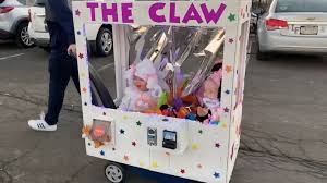 this claw machine costume is