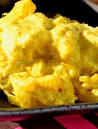 Coconut Milk Chicken Fondue This Popular Colombian Dish Is A Quick And Tasty Way To Cook Chicken I Haitian Food Recipes Creole Recipes Chicken Fondue Recipes