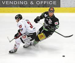 The egetrans arena is home to the bietigheim steelers ice hockey team, which has regularly competed successfully for the title in the del2. Die Bietigheim Steelers Sind Nur Noch Einen Sieg Vom Ersehnten Play Off Finale Entfernt Eishockey Ludwigsburger Kreiszeitung