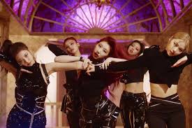In the past few years, you've played free fire, the most downloaded and played game in a short period of time, published by garena. Watch Itzy Is The Mafia In The Morning In Fierce Comeback Mv Soompi