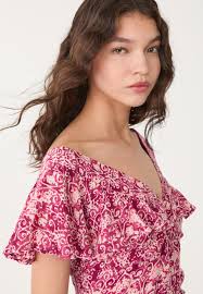 Top manga curta fluida