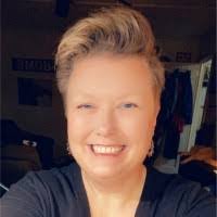 Lynn Shaver's Instagram, Twitter & Facebook