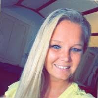 Courtney Dent's Instagram, Twitter & Facebook